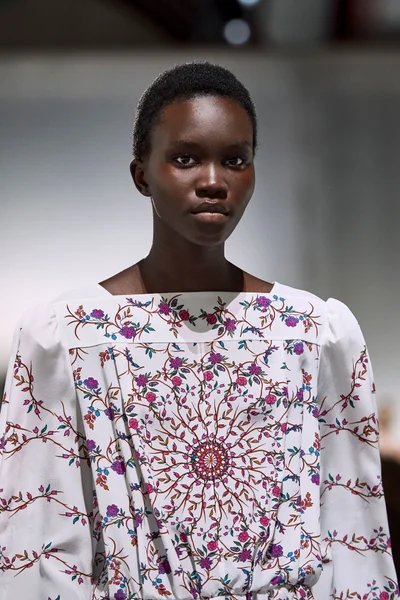 Look 137